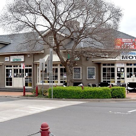 Coachman Hotel Motel Parkes Exterior photo