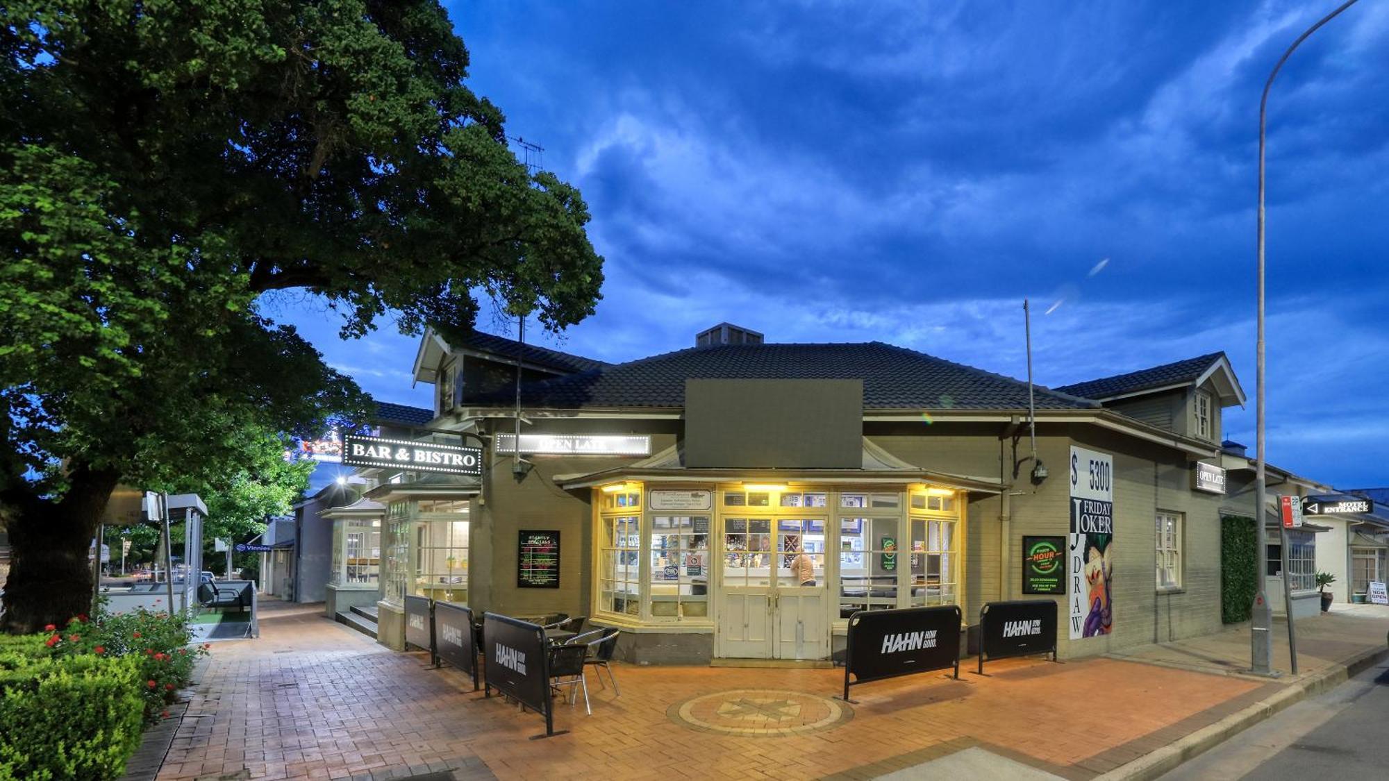 Coachman Hotel Motel Parkes Exterior photo